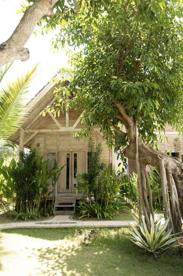 Coconut Village Guest House Lembongan Redpartner Exterior photo